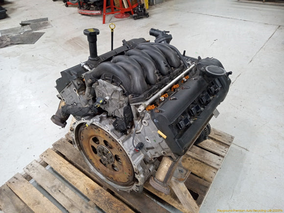 Land Rover LR3 Engine Assembly
