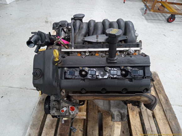 Land Rover LR3 Engine Assembly