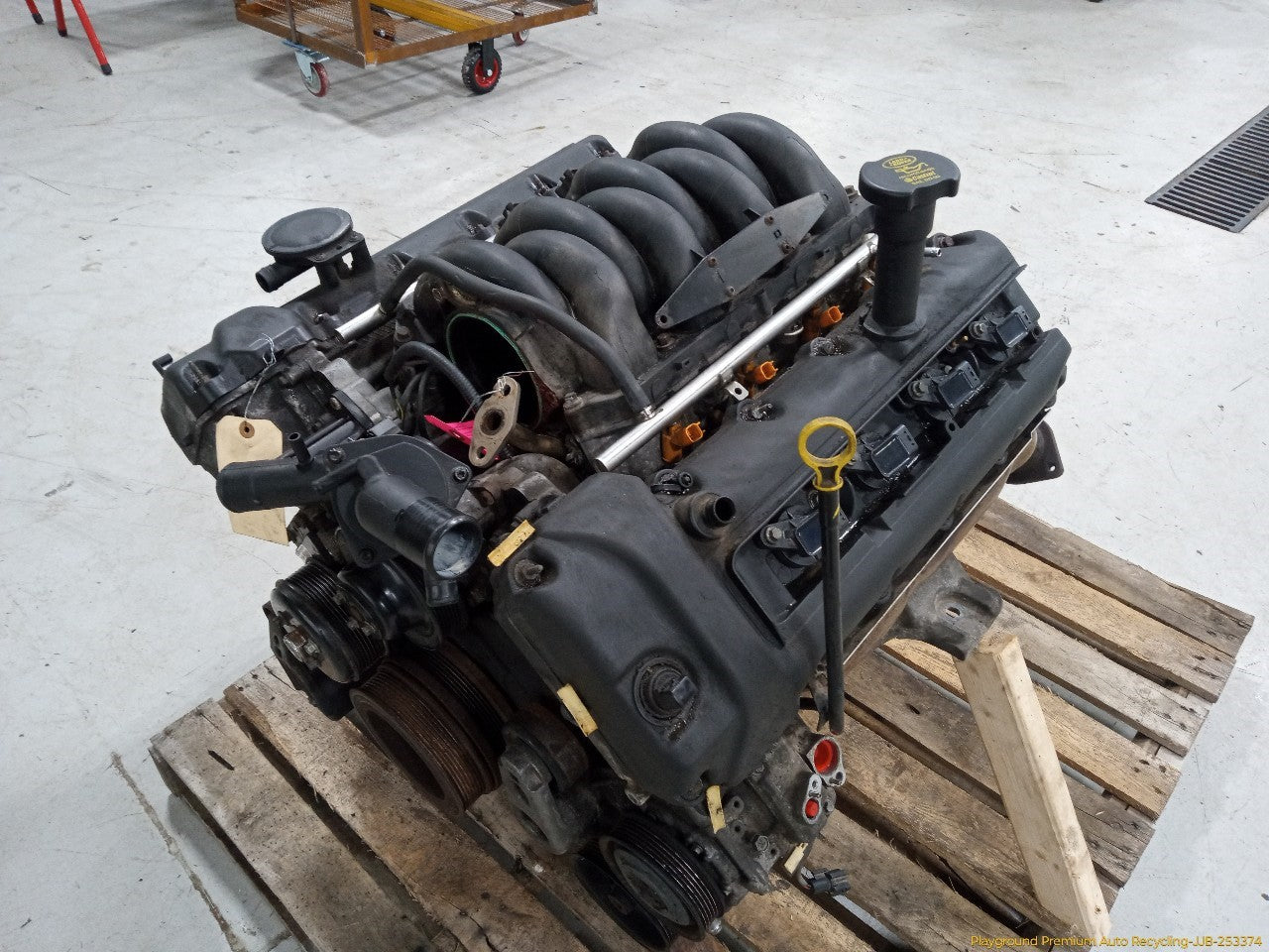 Land Rover LR3 Engine Assembly