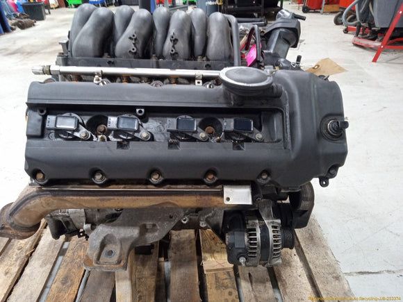 Land Rover LR3 Engine Assembly
