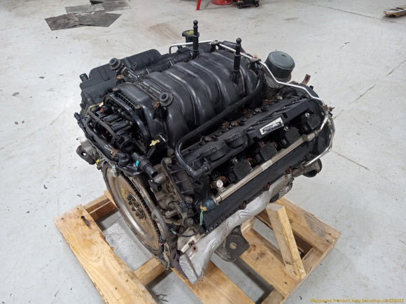 Land Rover LR4 Engine Assembly