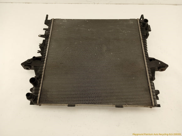 Land Rover LR4 Radiator