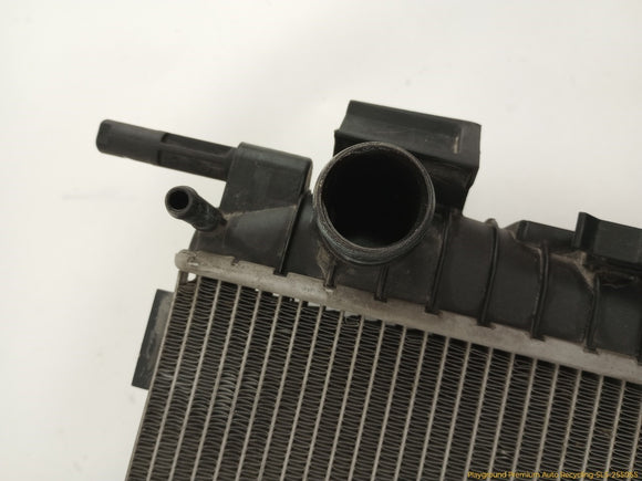 Land Rover LR4 Radiator