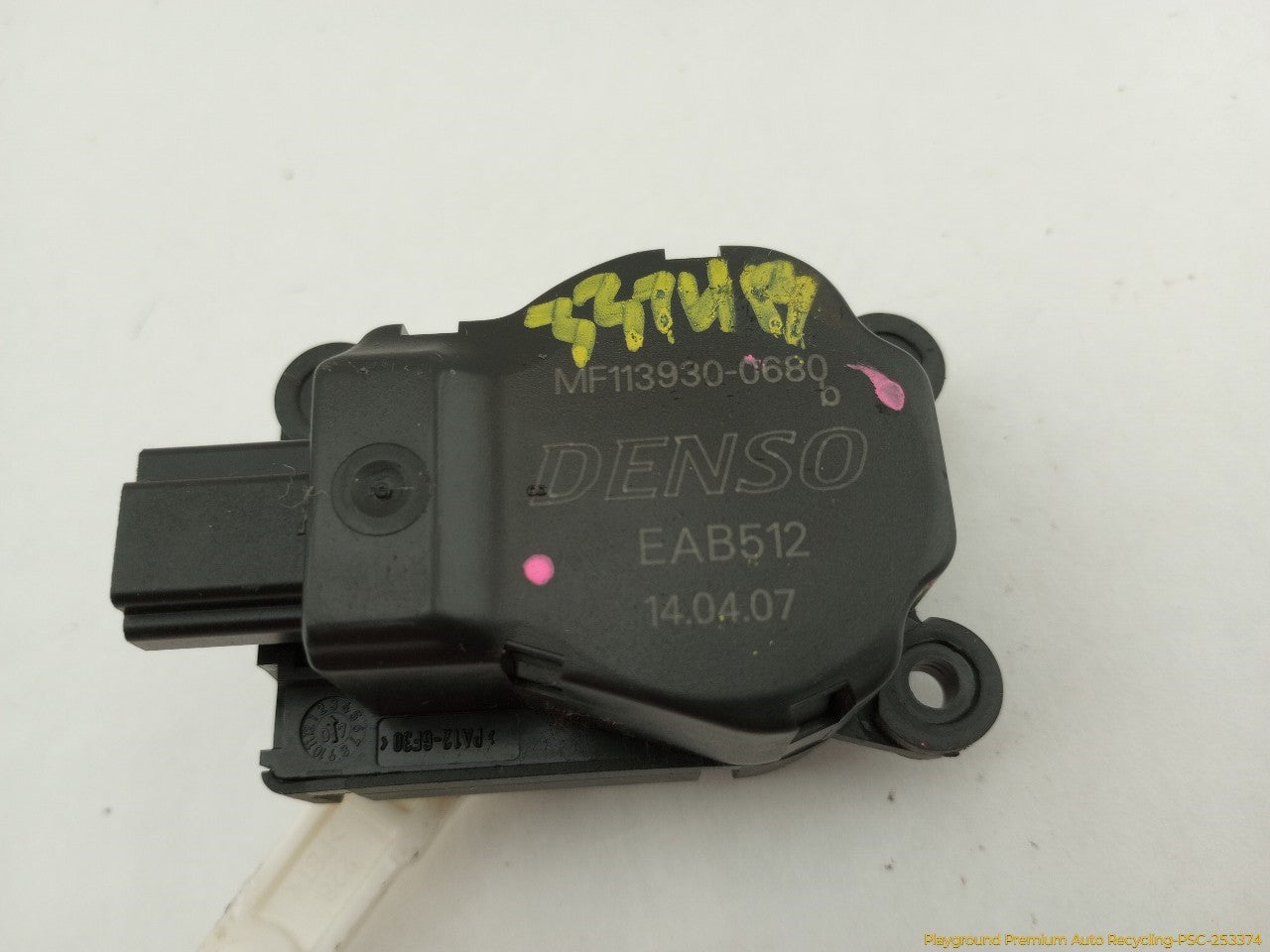 Land Rover LR3 Pair Of Rear Heater Flap Motor Actuators