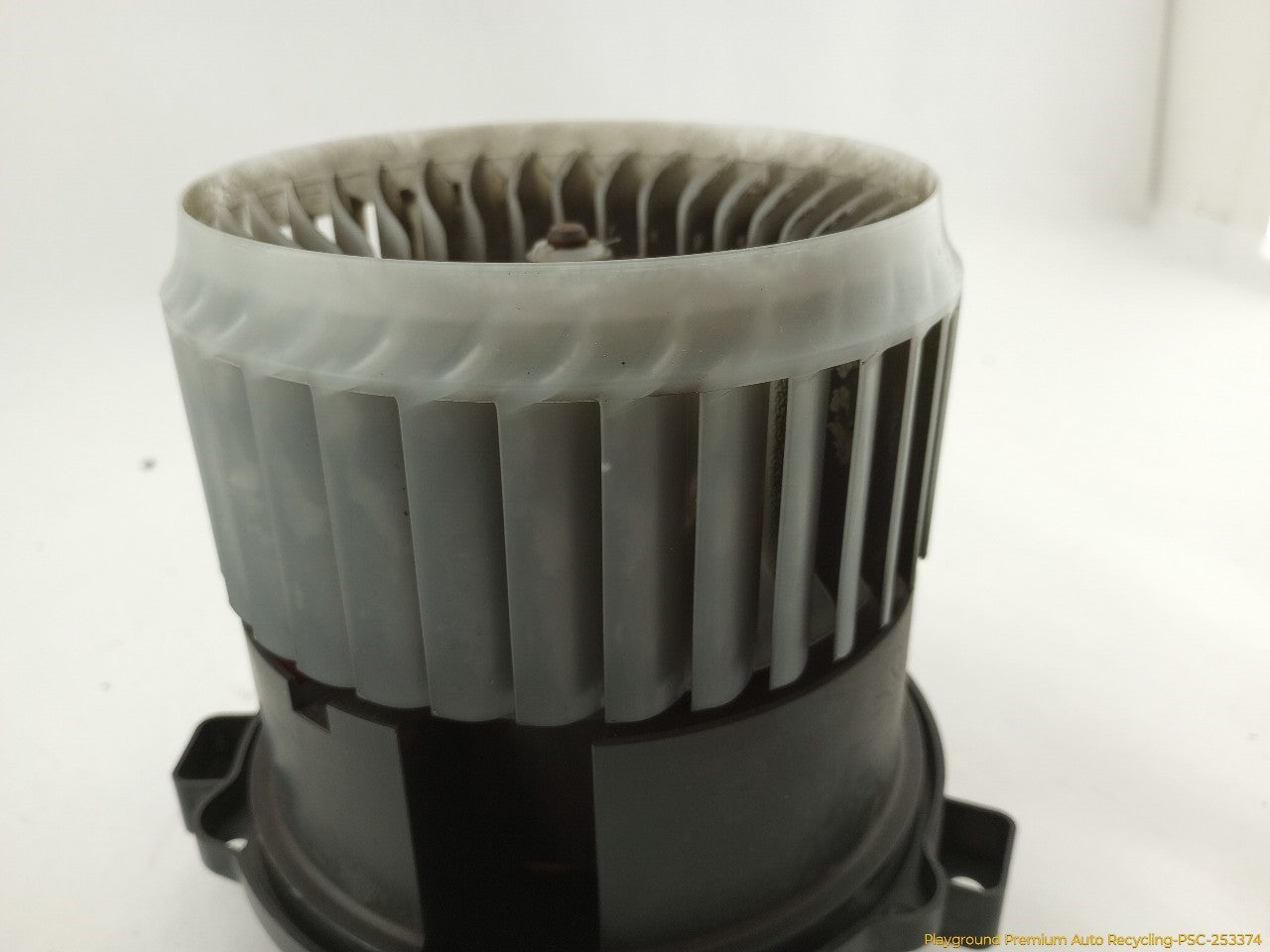 Land Rover LR3 Rear Blower Motor