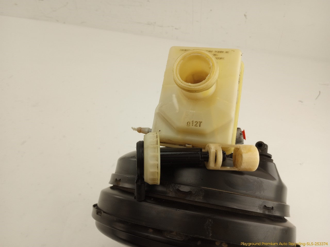 Land Rover LR3 Power Brake Booster