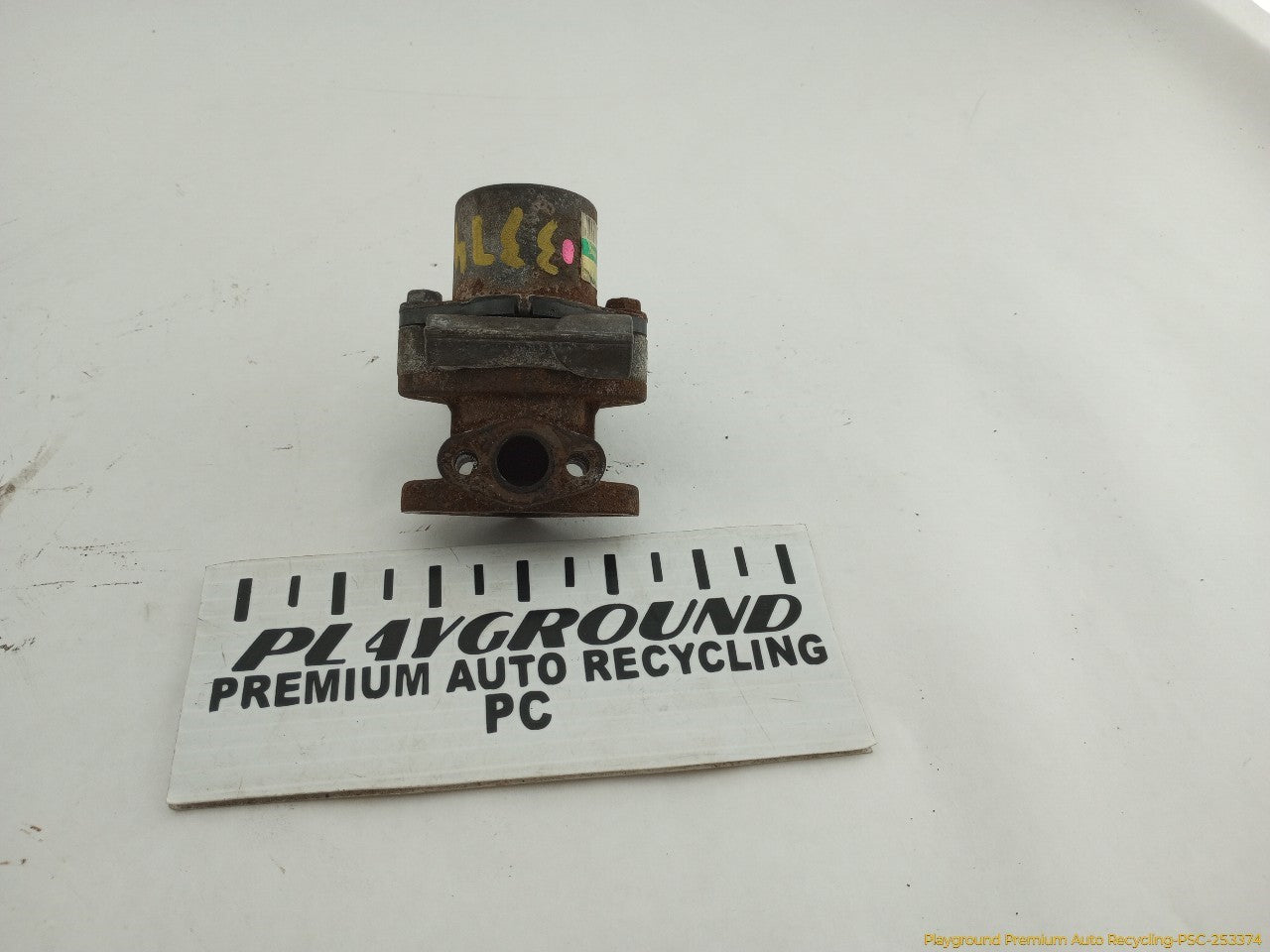 Land Rover LR3 Exhaust Gas Recirculation Valve