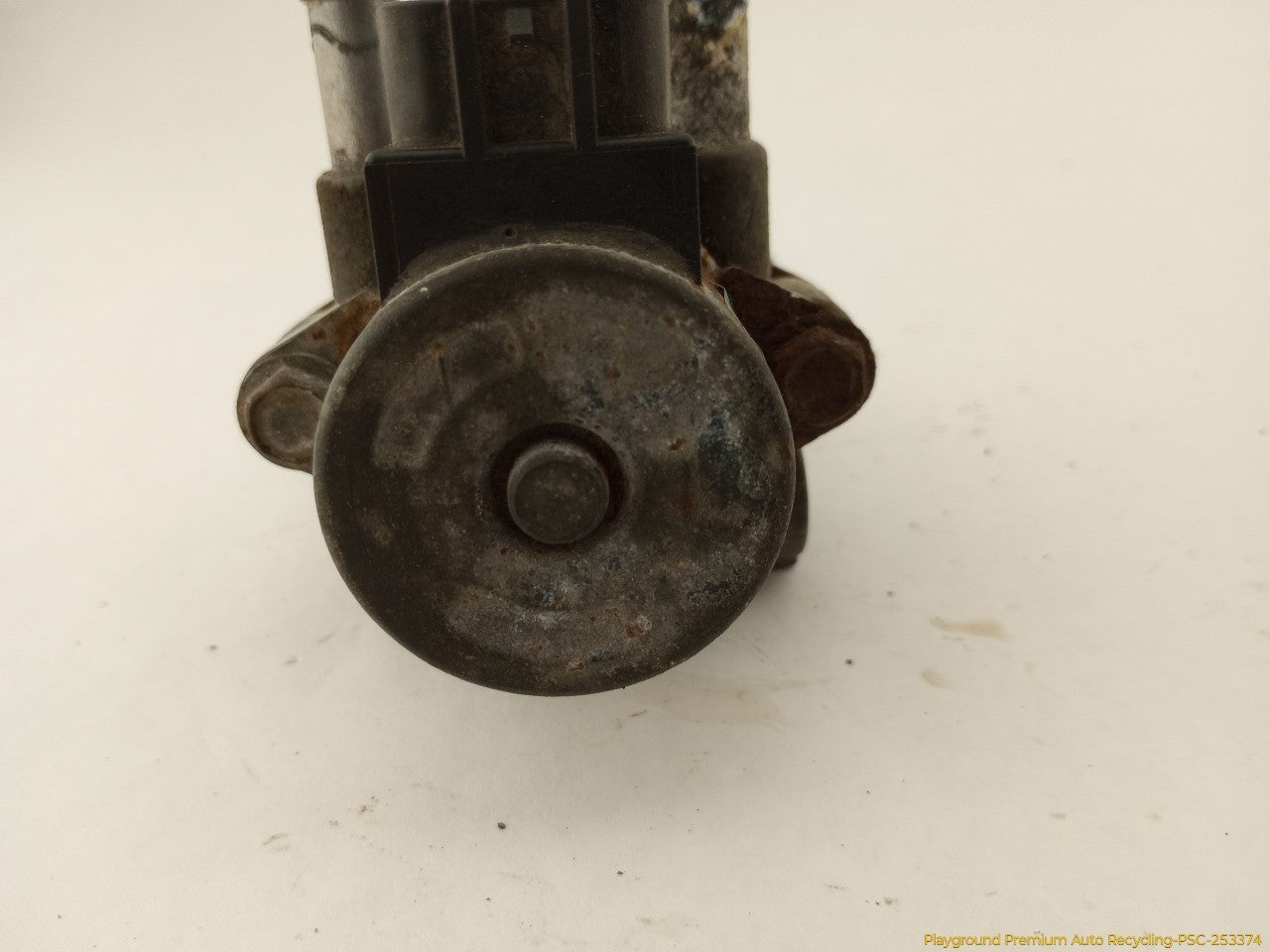 Land Rover LR3 Exhaust Gas Recirculation Valve