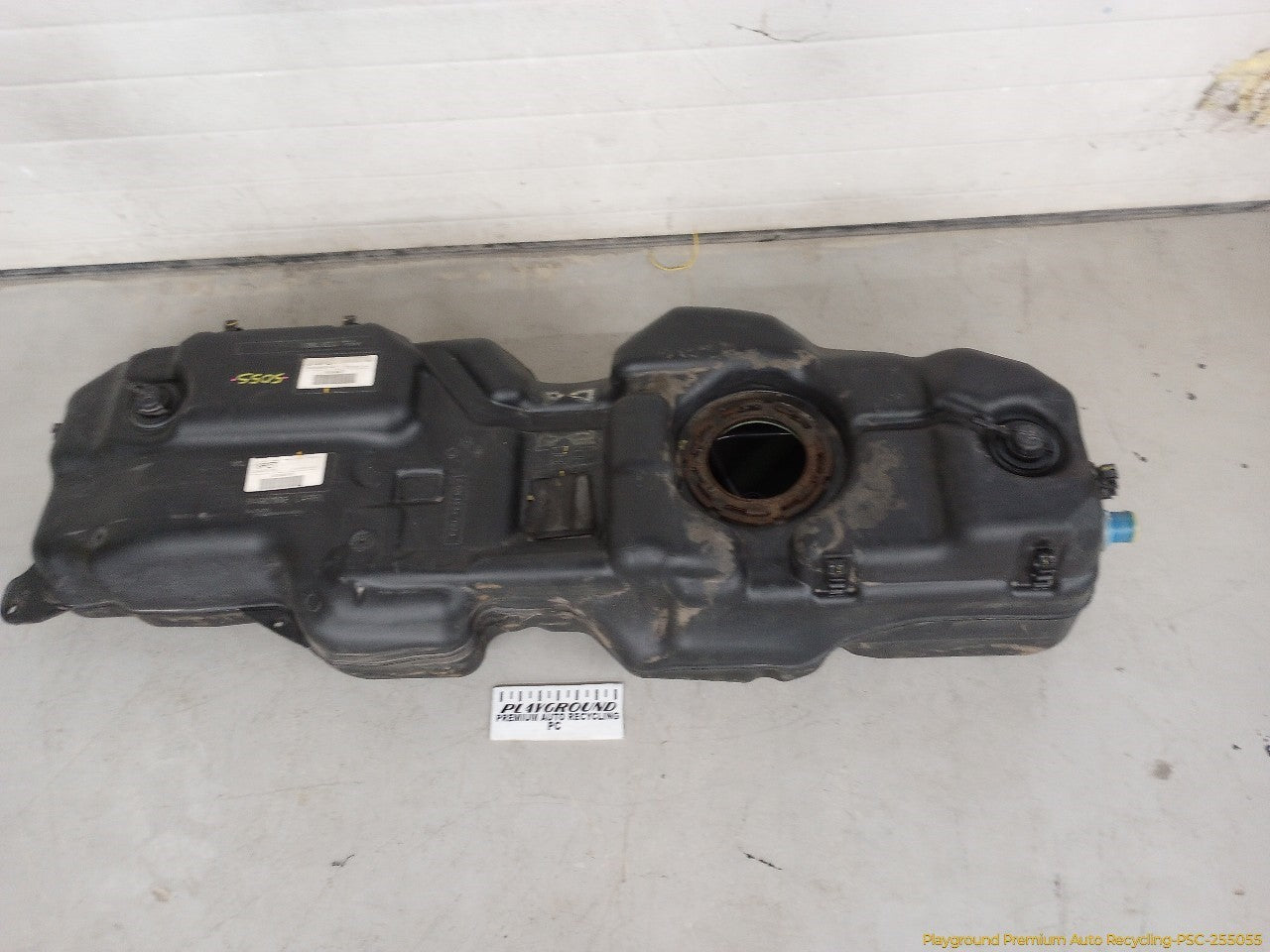Land Rover LR4 Fuel Gas Tank