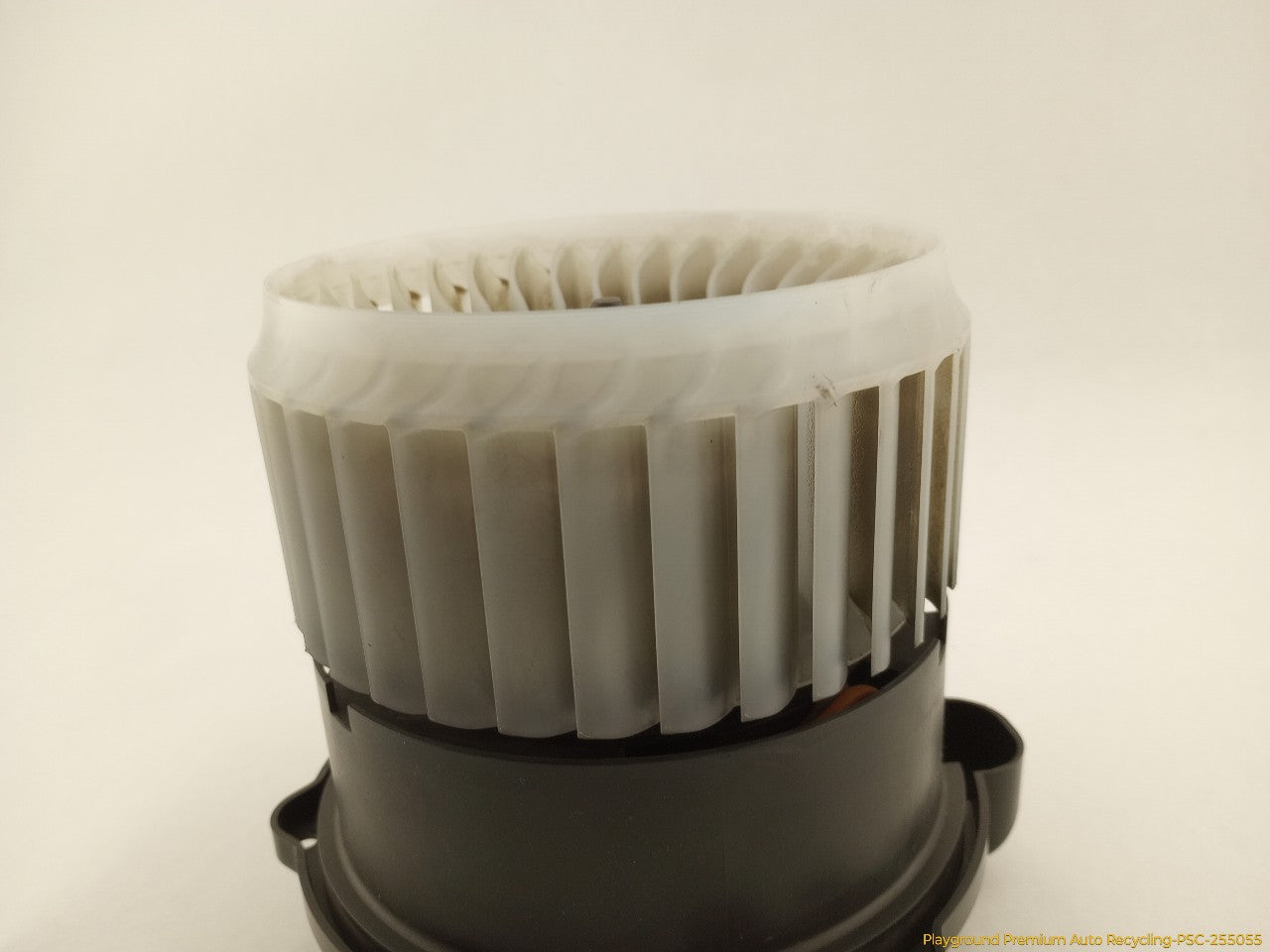 Land Rover LR4 Rear Blower Motor