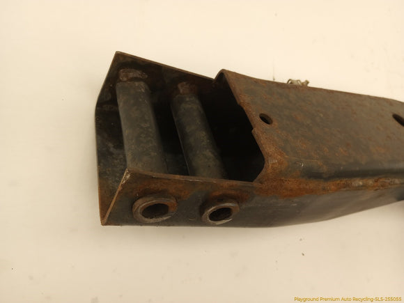 Land Rover LR4 Transfer Case Crossmember