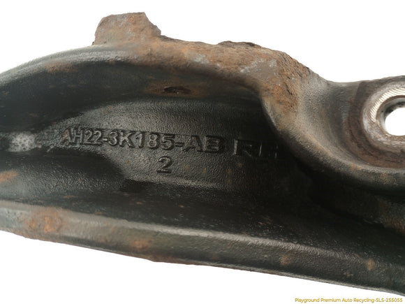 Land Rover LR4 Passenger Right Front Spindle Knuckle Hub