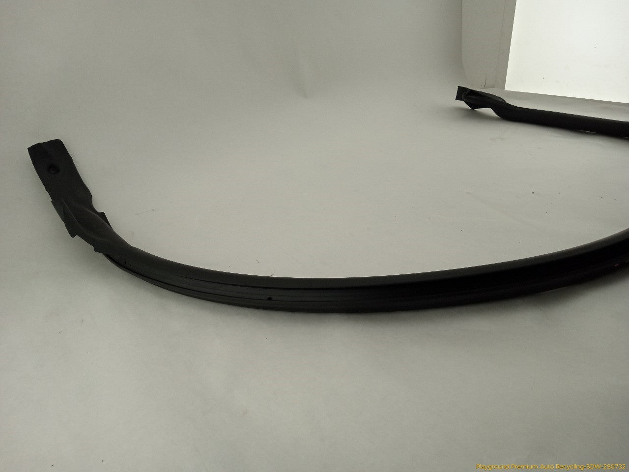Toyota Celica Driver Left Door Window Frame Molding Seal