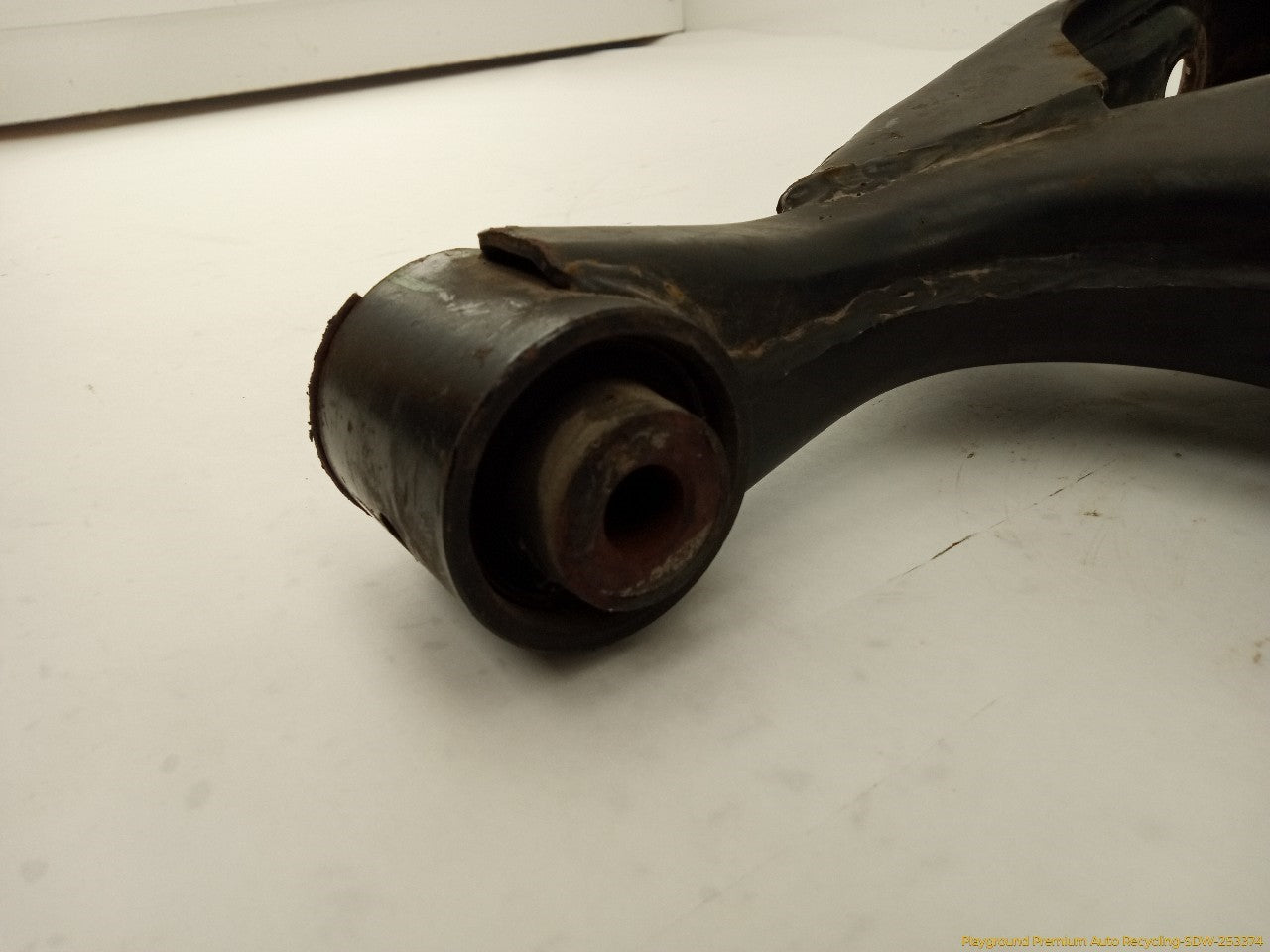 Land Rover LR3 Passenger Right Front Lower Control Arm
