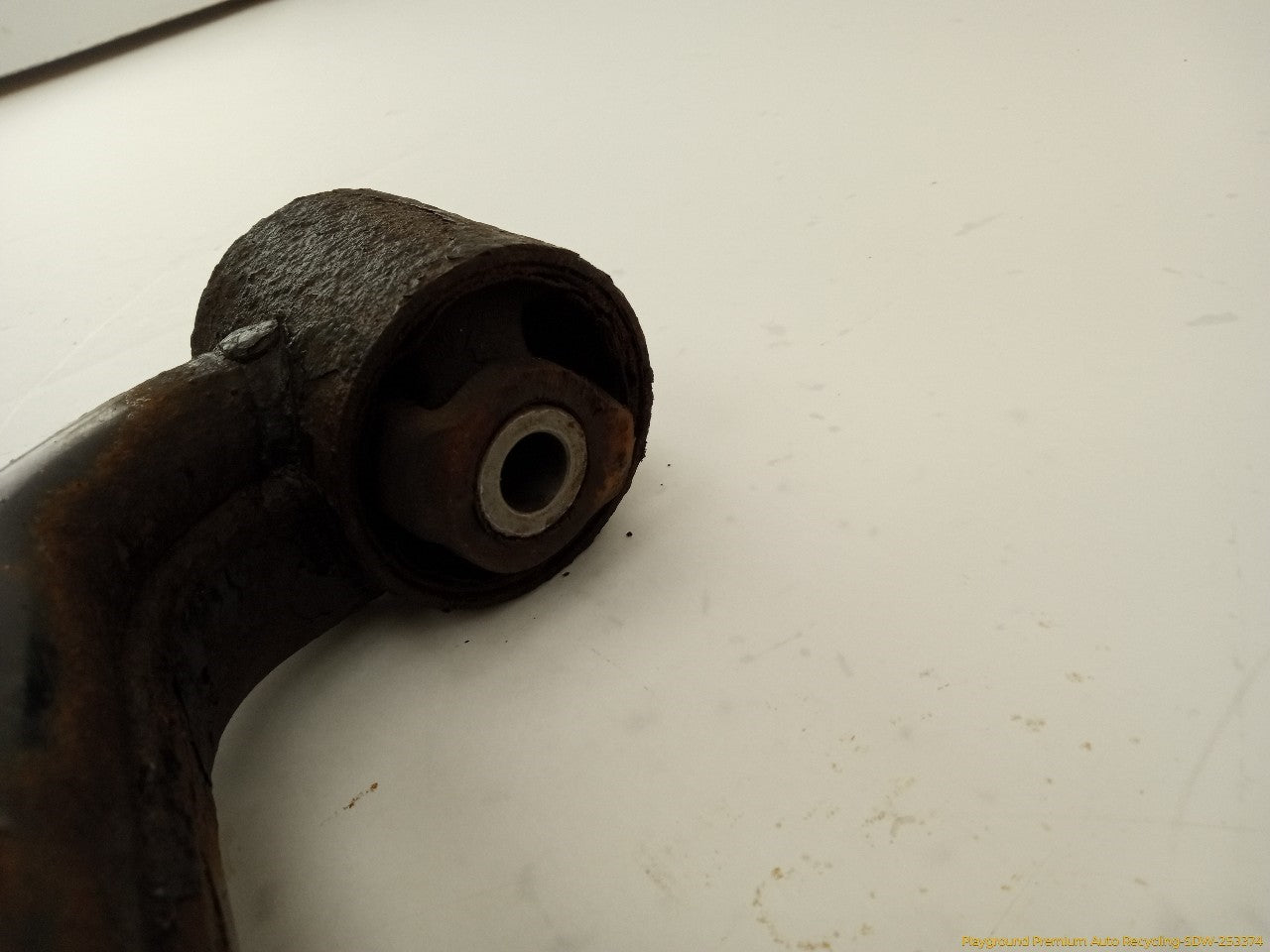 Land Rover LR3 Driver Left Rear Lower Control Arm