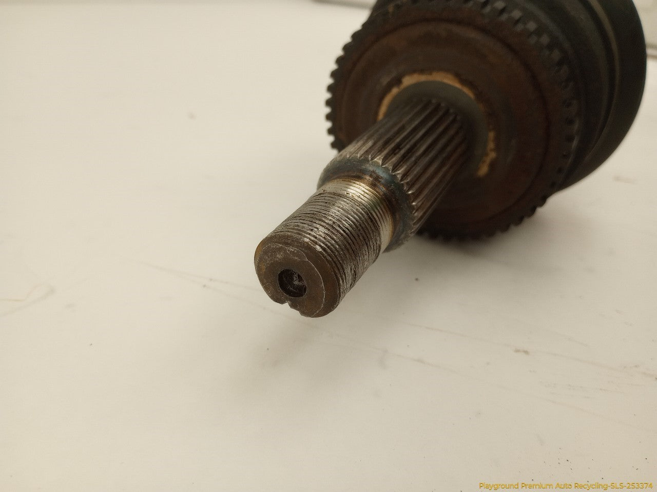 Land Rover LR3 Passenger Right Front Axle Drive Shaft