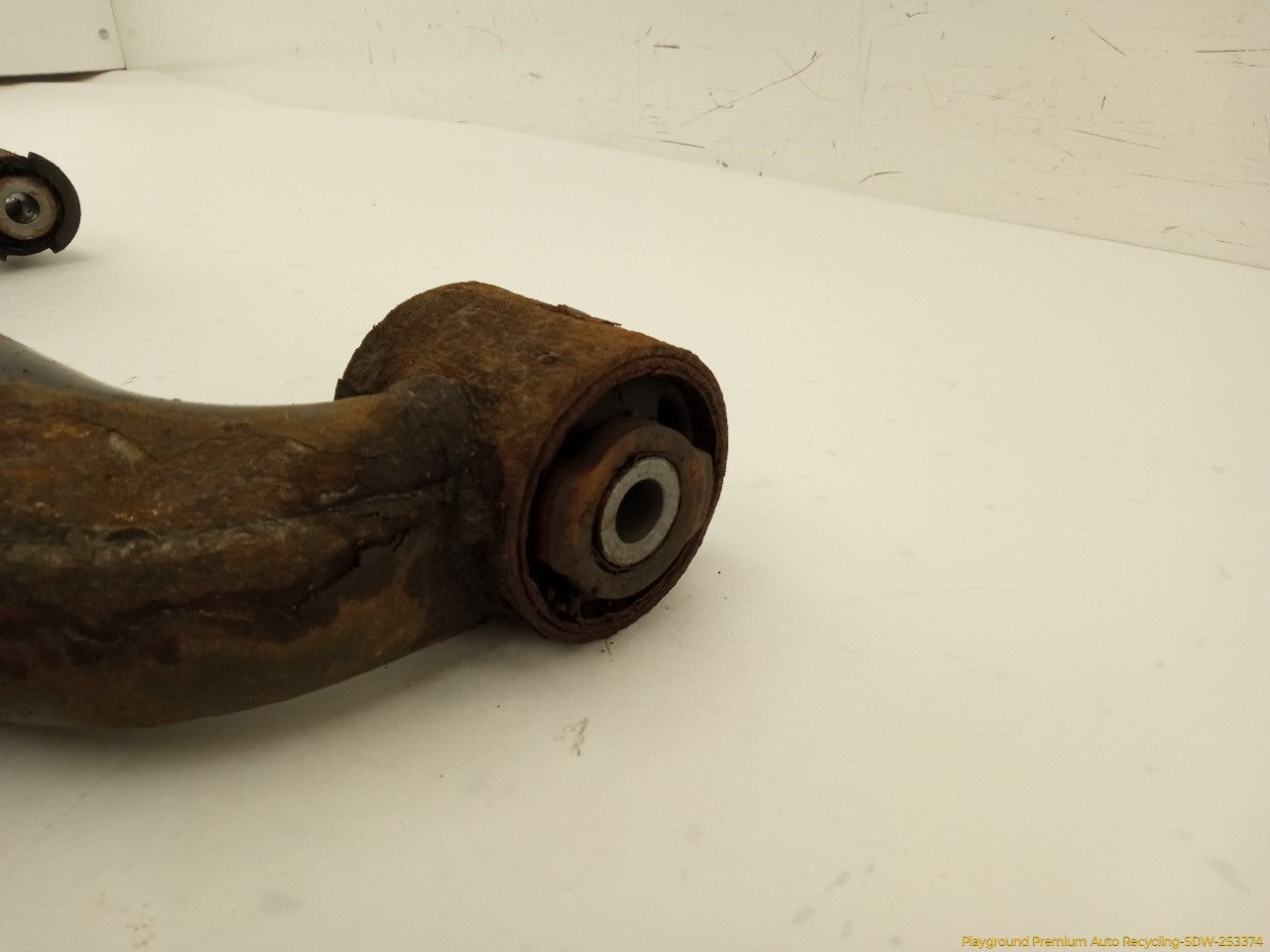 Land Rover LR3 Passenger Right Rear Lower Control Arm