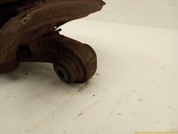 Land Rover LR3 Driver Left Rear Spindle Knuckle Hub