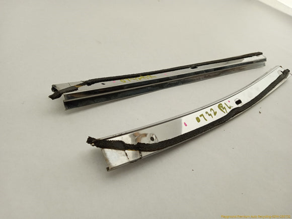 Toyota Celica Pair Of Rear Quarter Window Weather Strip Mount