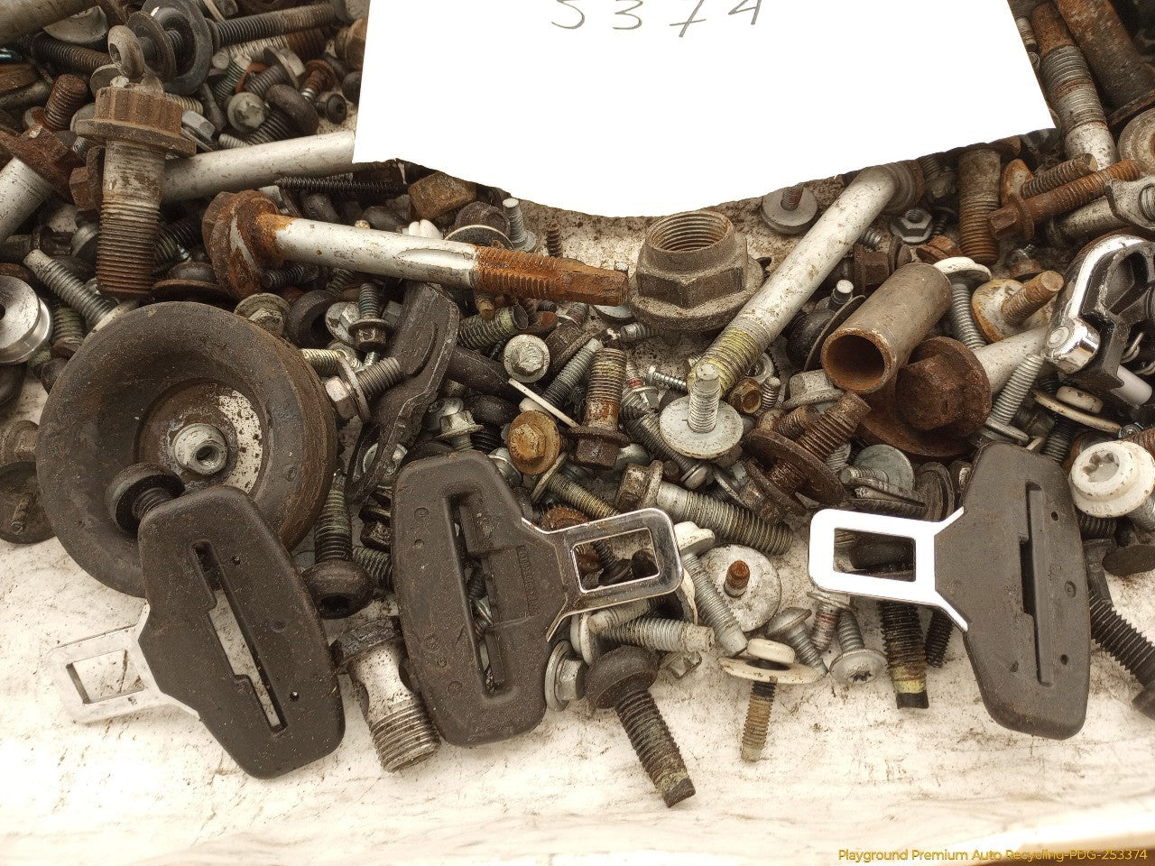 Land Rover LR3 Dismantling Hardware Fasteners Bolts & Nuts