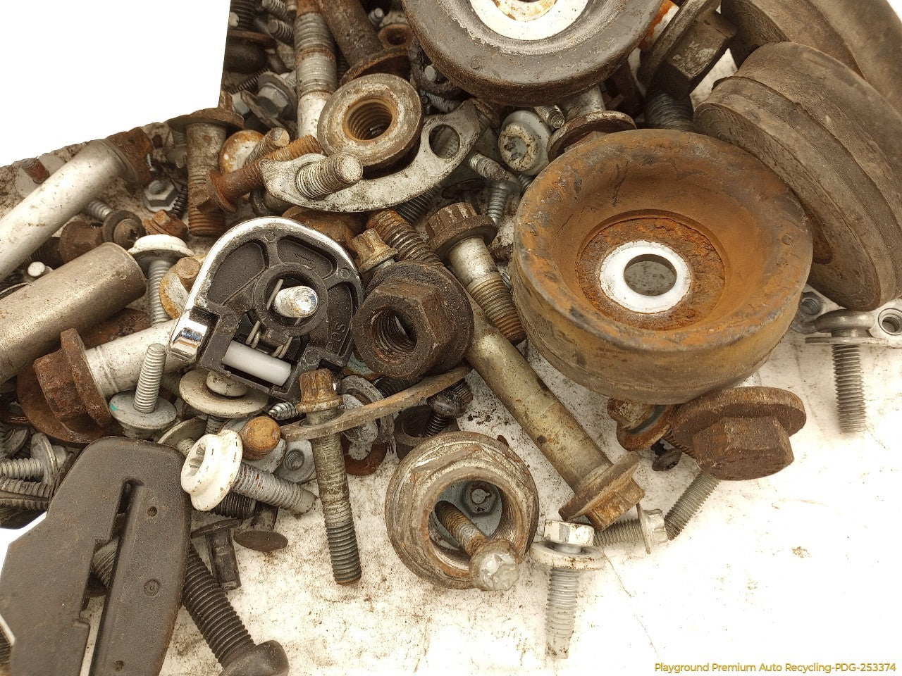 Land Rover LR3 Dismantling Hardware Fasteners Bolts & Nuts