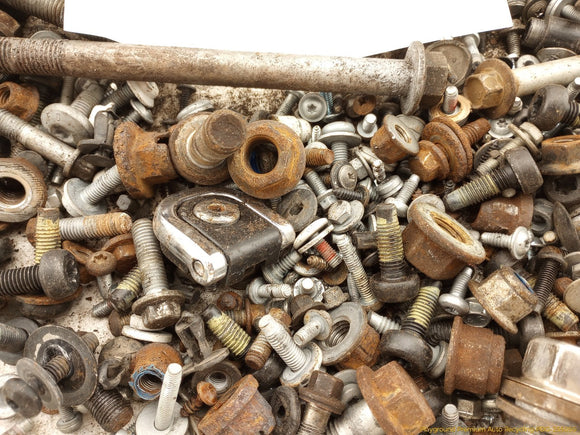 Land Rover LR4 Dismantling Hardware Fasteners Bolts & Nuts