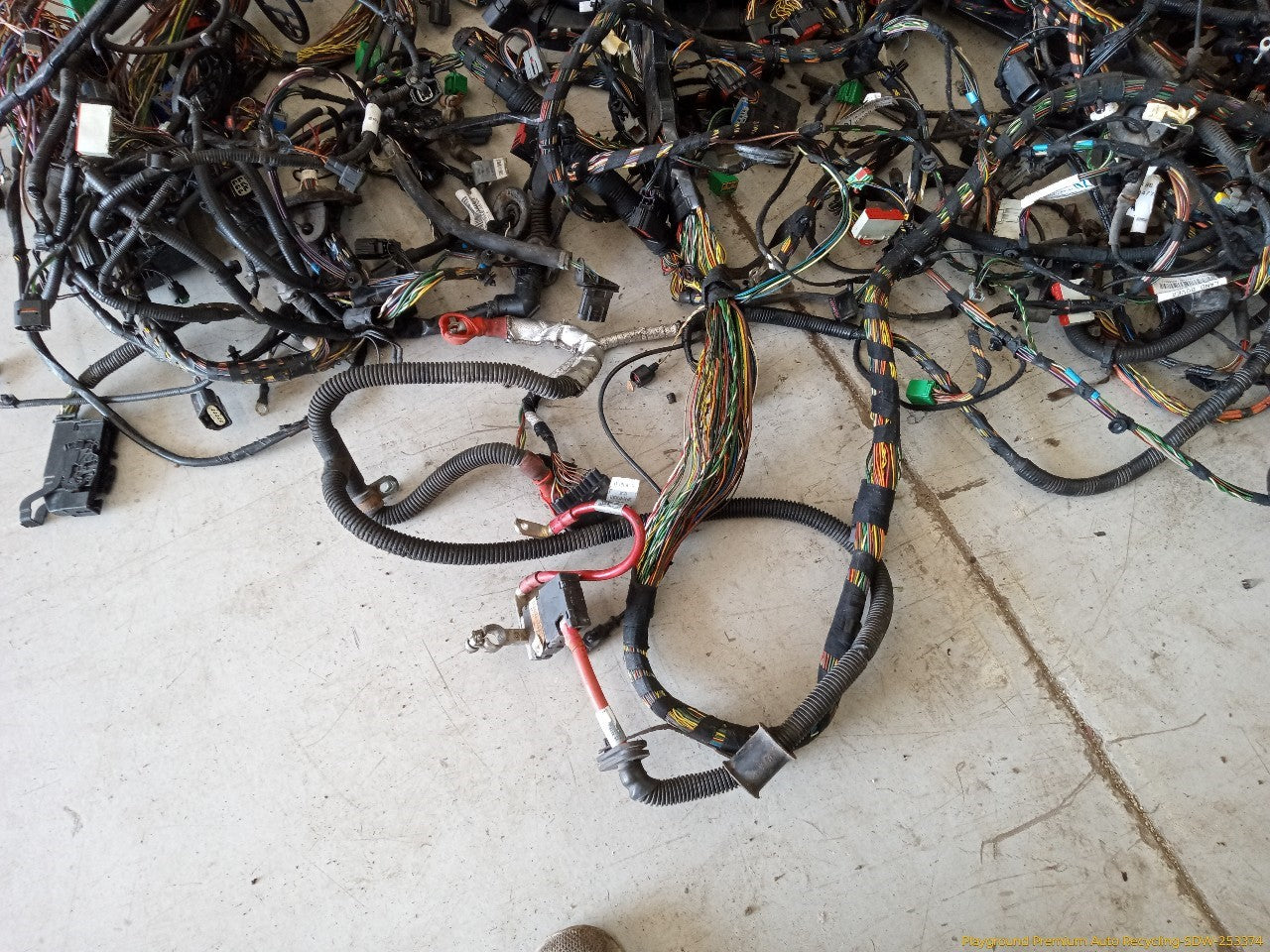 Land Rover LR3 Vehicle Wire Harness