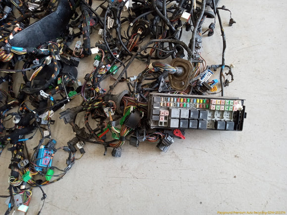 Land Rover LR3 Vehicle Wire Harness