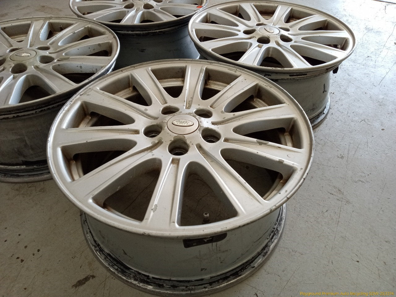 Land Rover LR3 Set Of 4 Wheel Rims 10 Spoke