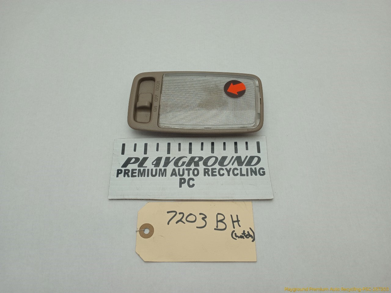 Toyota 4Runner Rear Dome Light