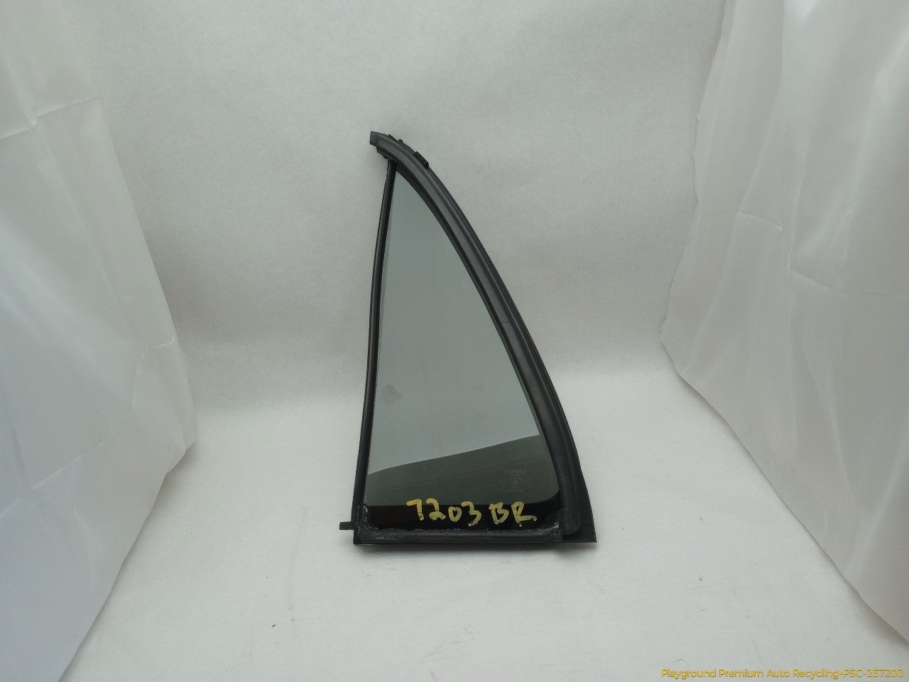 Toyota 4Runner Passenger Right Rear Door  Vent Glass - 0