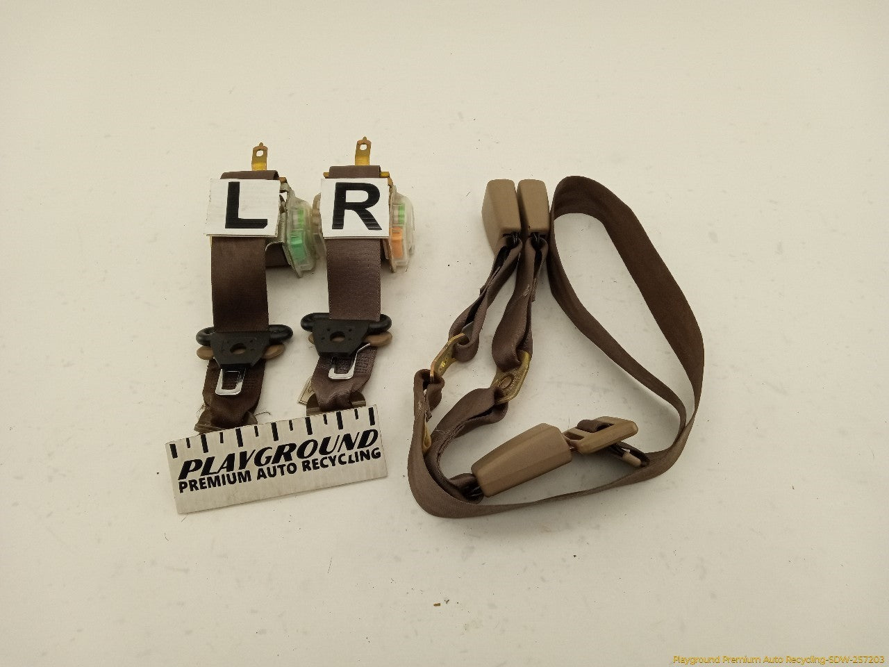 Toyota 4Runner Set Of 4 Rear Seat Belt Retractor And Buckles