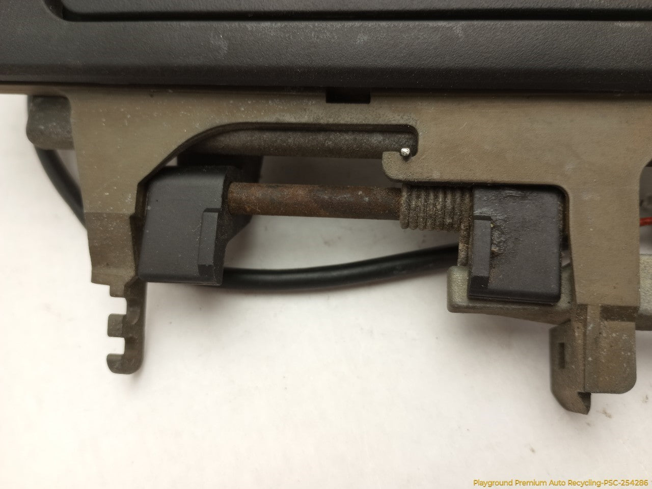BMW 318ti Passenger Right Front Exterior Door Handle