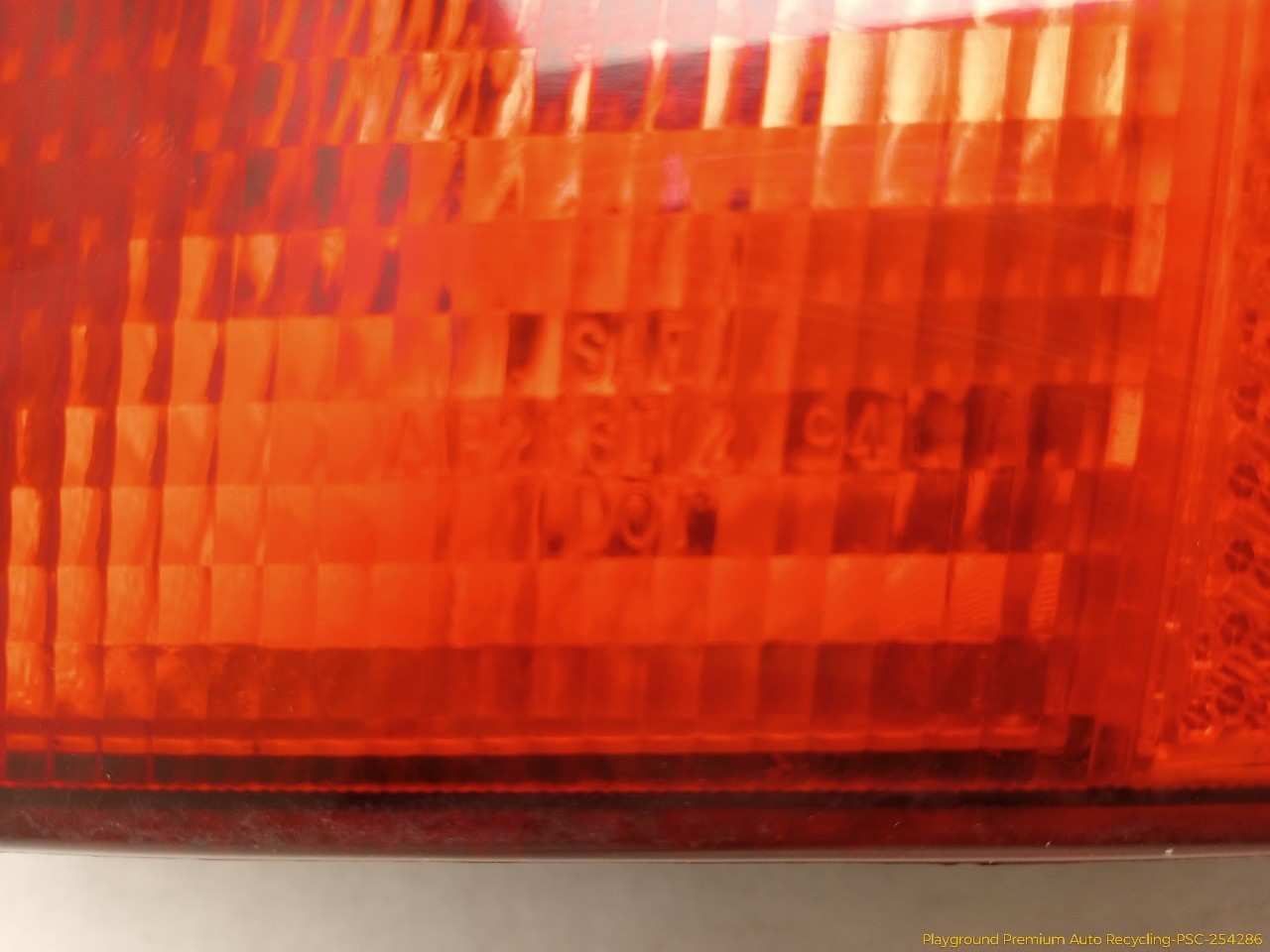 BMW 318ti Passenger Right Tail Lamp