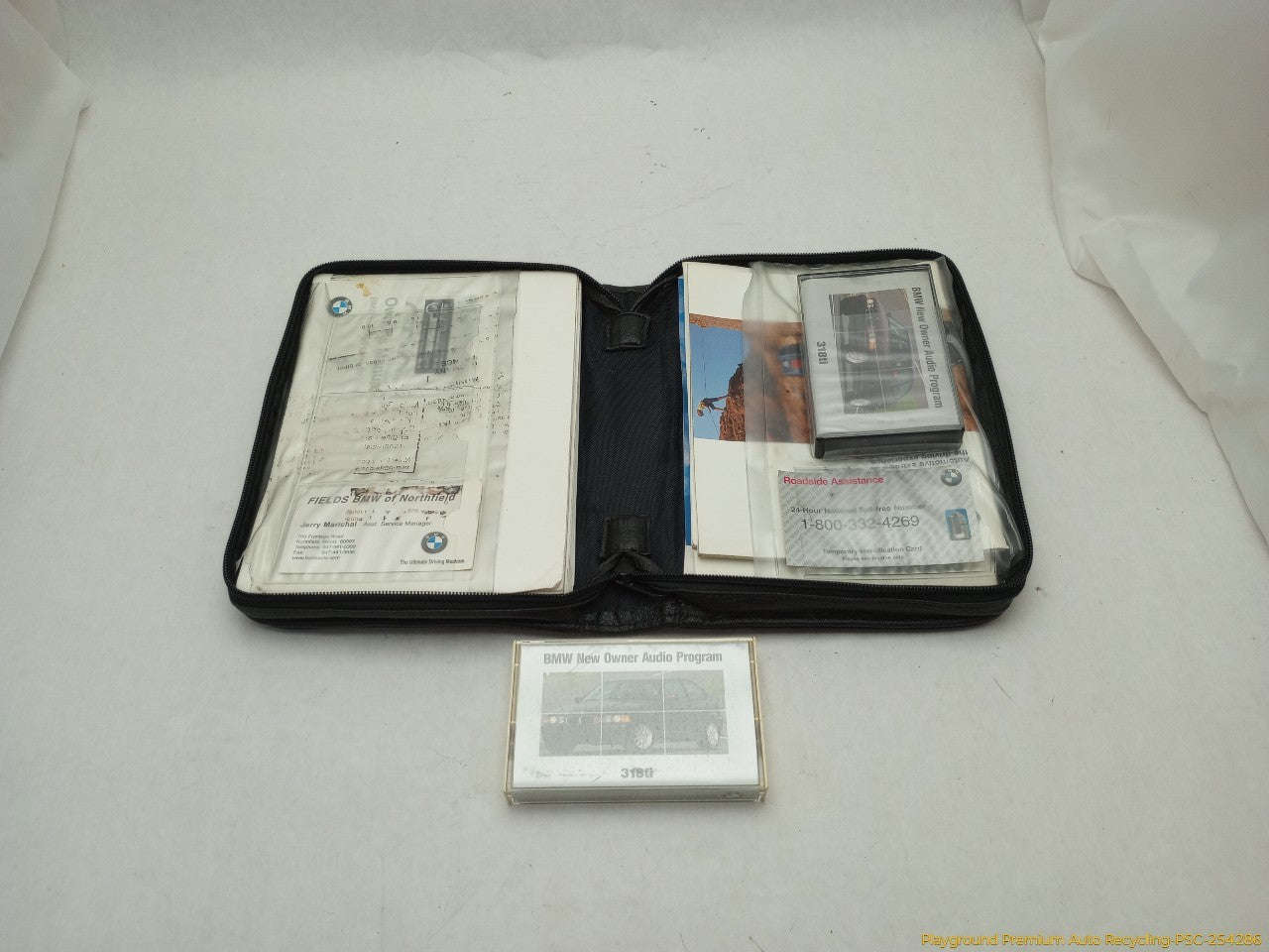 BMW 318ti Owners Manual Booklet - 0