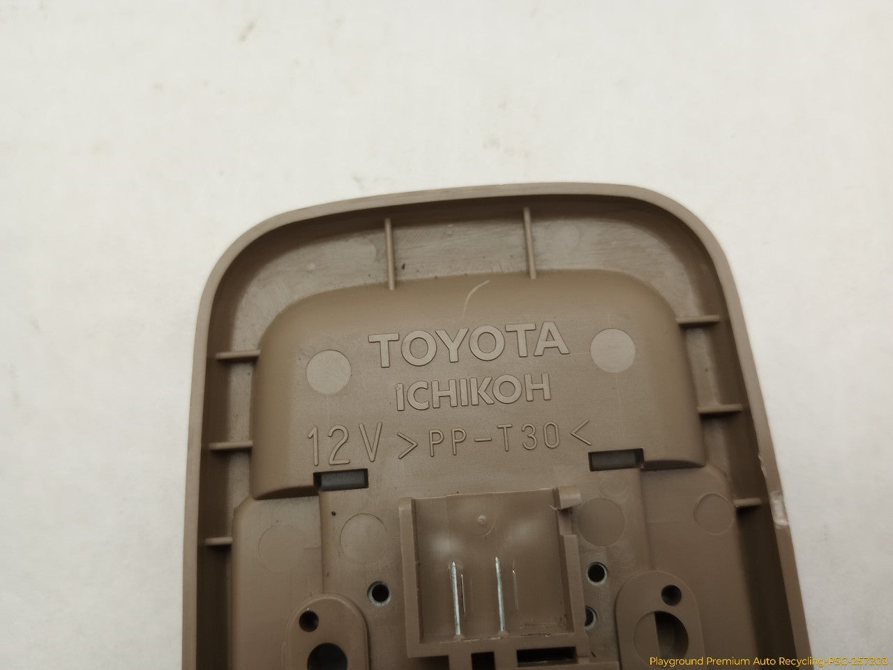 Toyota 4Runner Rear Dome Light