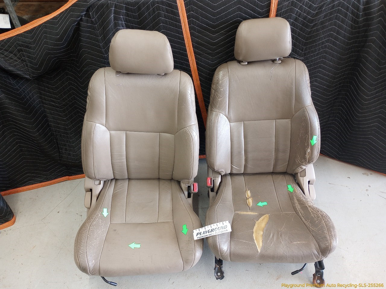 Toyota 4Runner Pair Of Front Seats