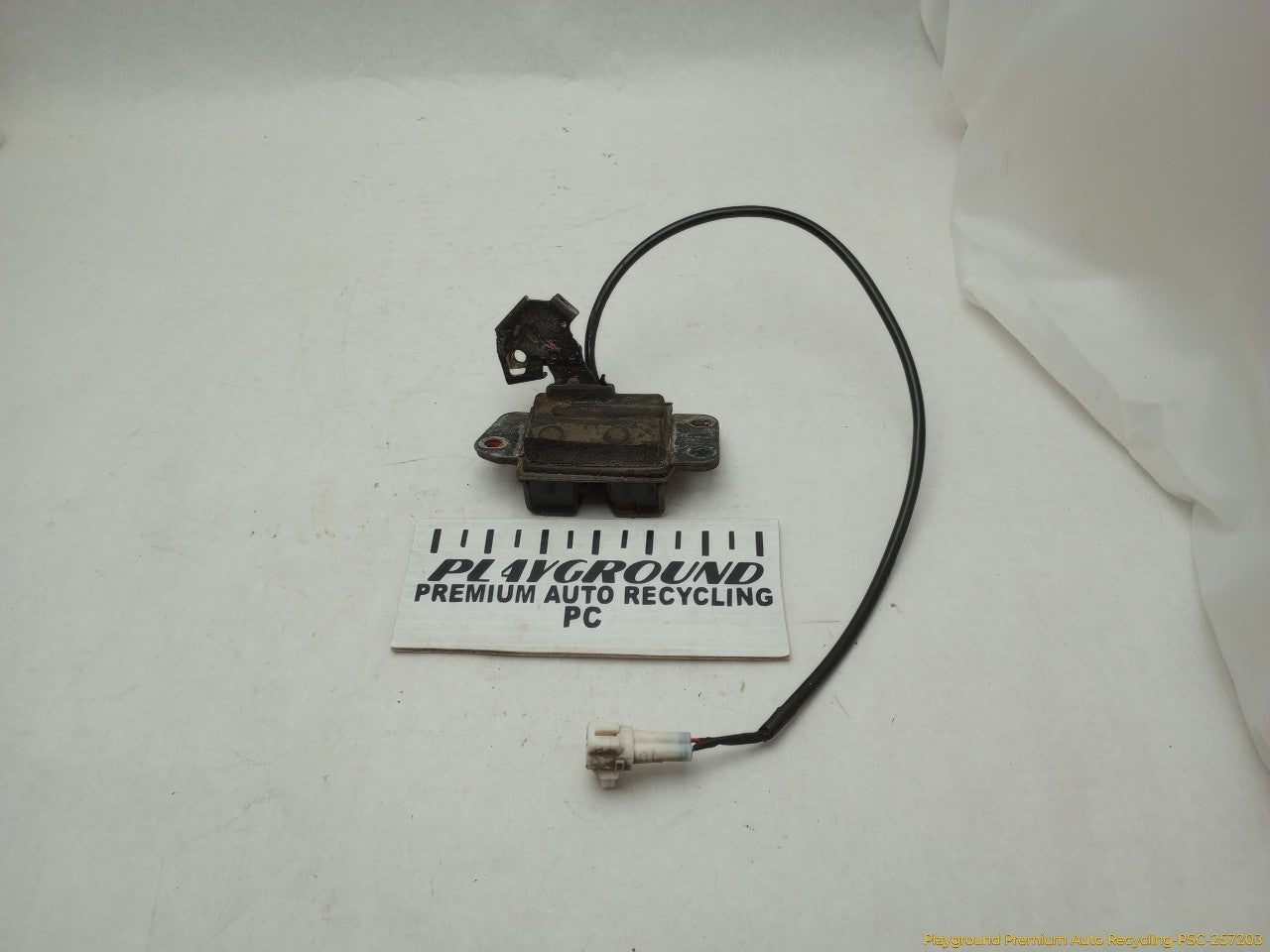 Toyota 4Runner Trunk Lock Latch