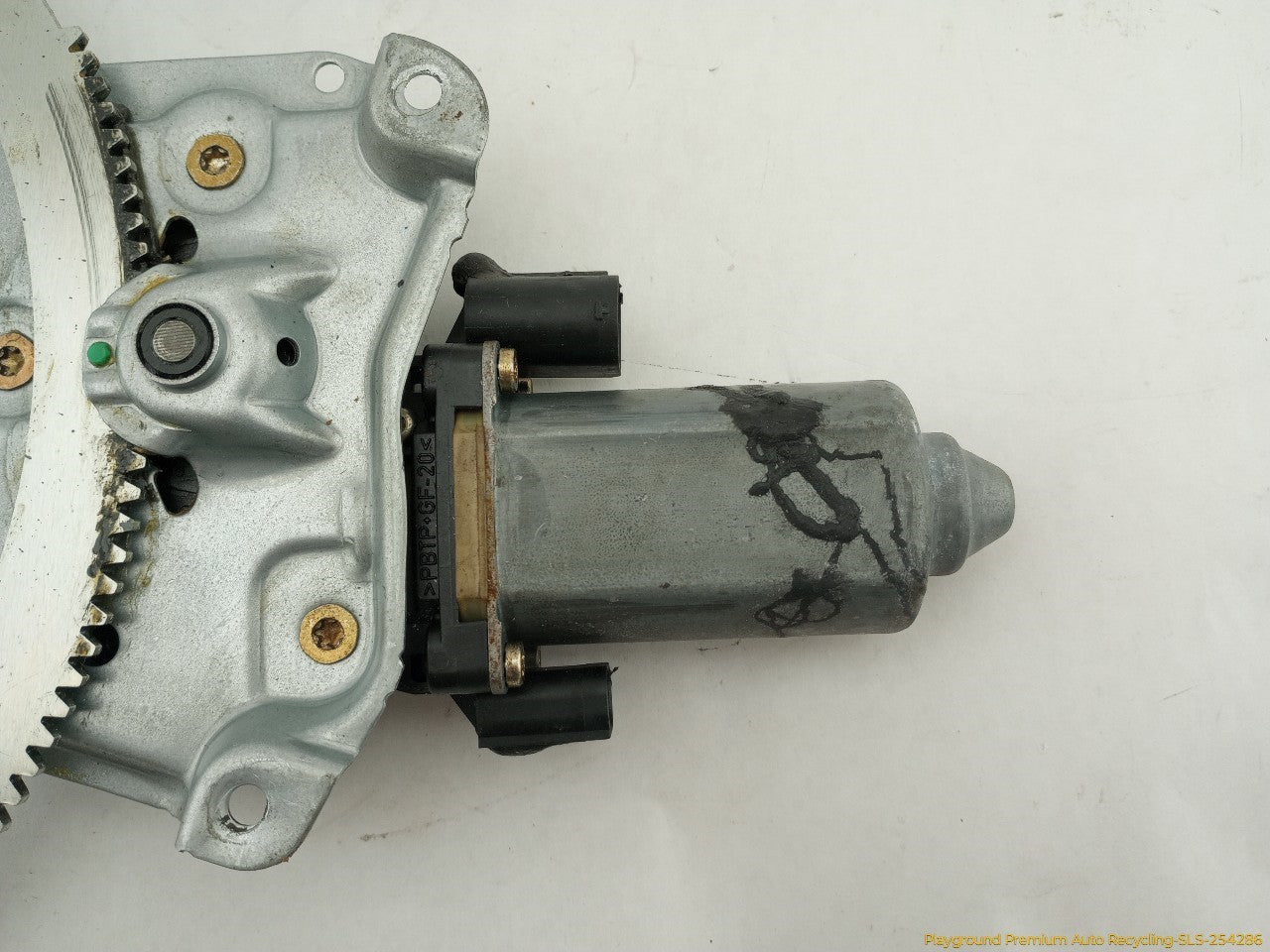 BMW 318ti Driver Left Front Door Window Regulator