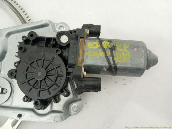 BMW 318ti Driver Left Front Door Window Regulator