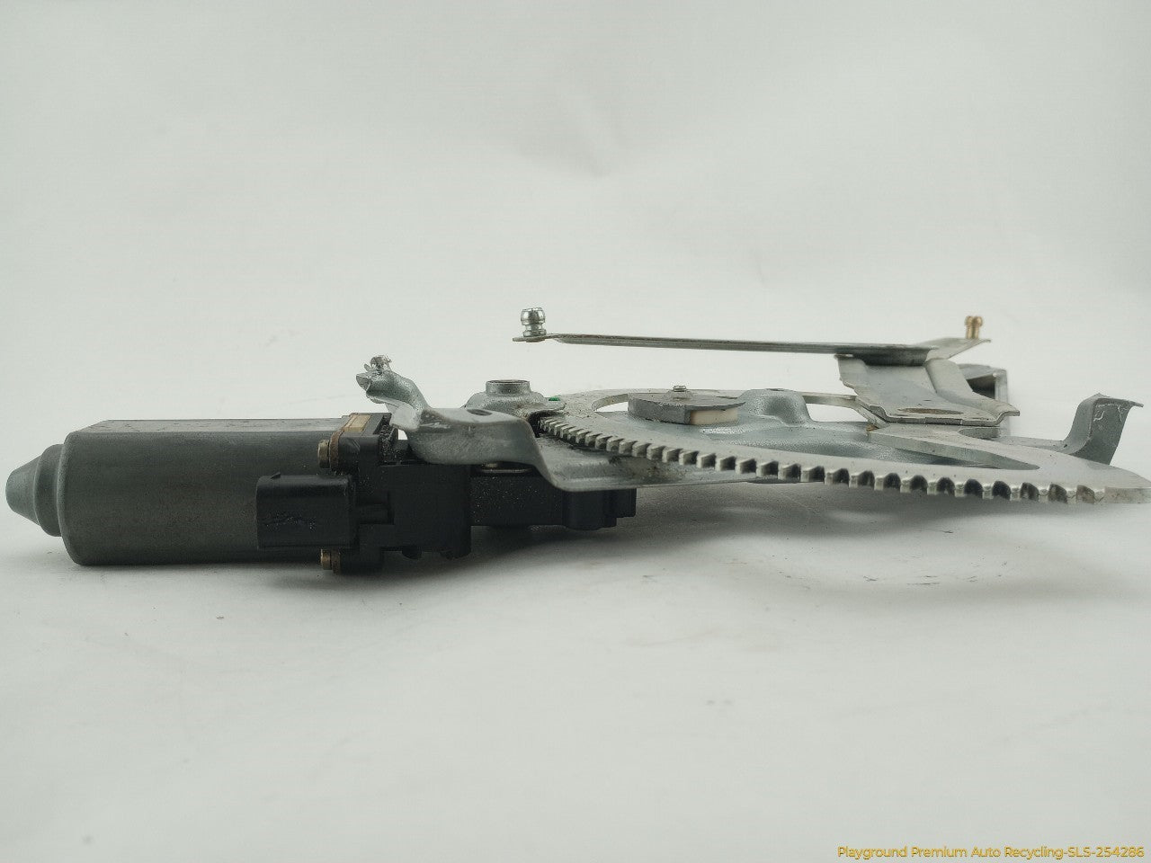 BMW 318ti Passenger Right Front Door Window Regulator