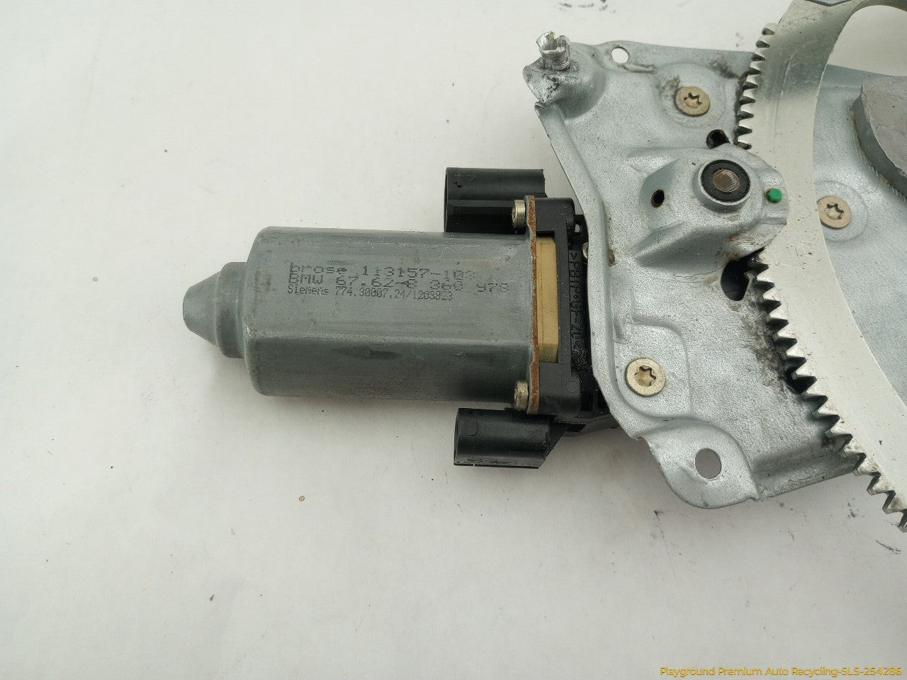BMW 318ti Passenger Right Front Door Window Regulator