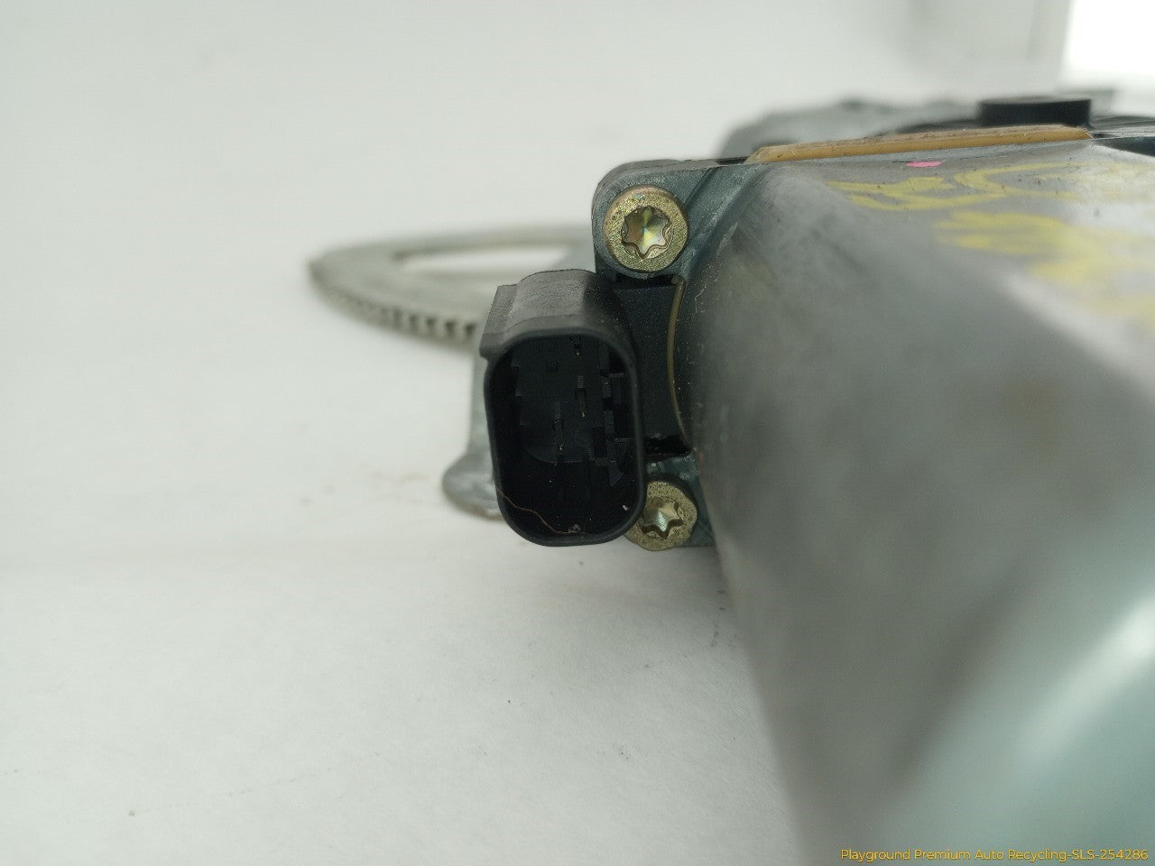 BMW 318ti Passenger Right Front Door Window Regulator