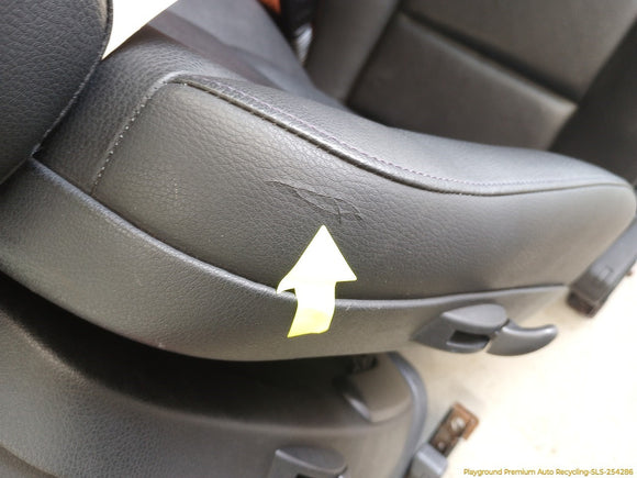BMW 318ti Pair Of Front Seats