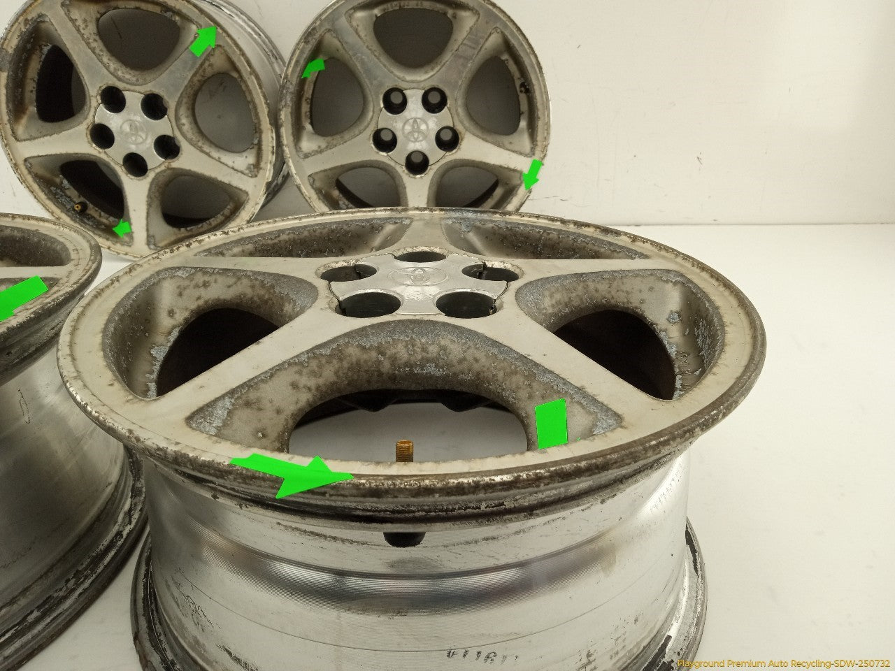 Toyota Celica Set Of 4 Alloy Wheels 5 Spoke