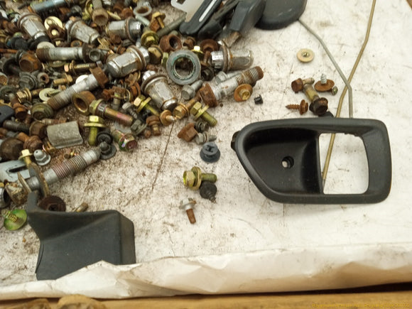 Toyota Celica Dismantling Hardware Fasteners Bolts & Nuts