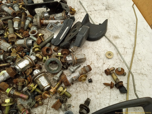 Toyota Celica Dismantling Hardware Fasteners Bolts & Nuts
