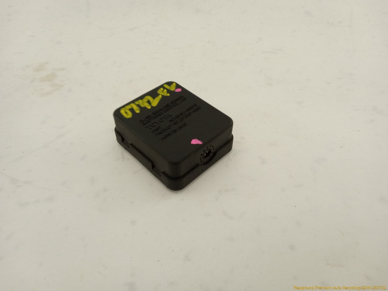 Toyota Celica ECU Glass Breakage Sensor Module