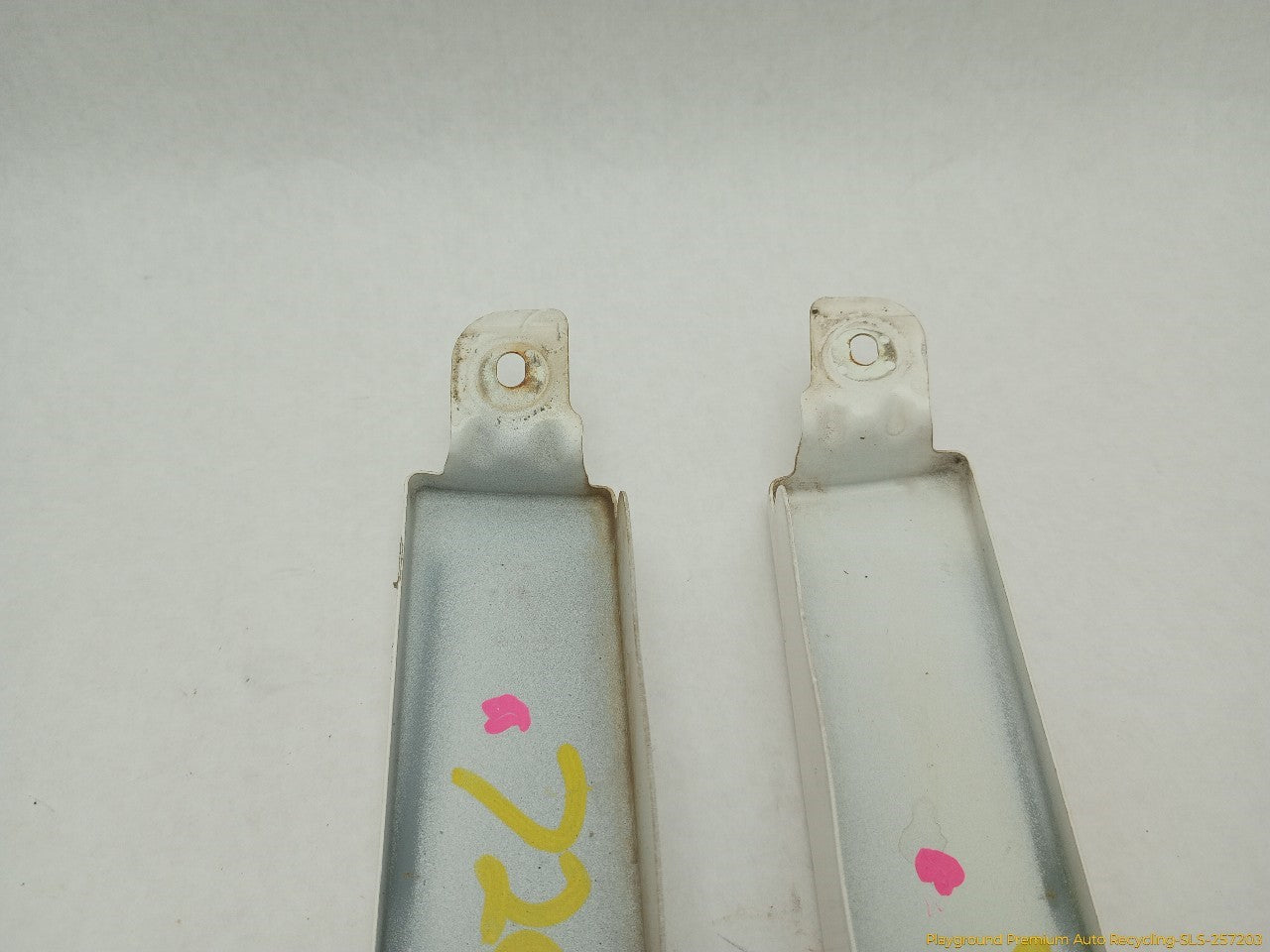 Toyota 4Runner Pair Of Headlamp Fillers