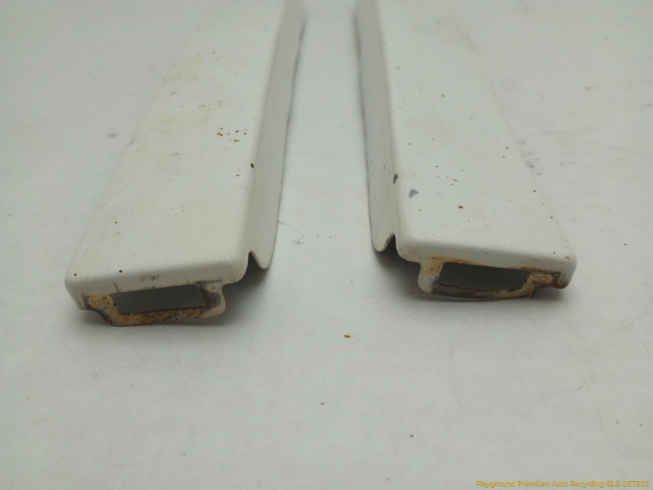 Toyota 4Runner Pair Of Headlamp Fillers